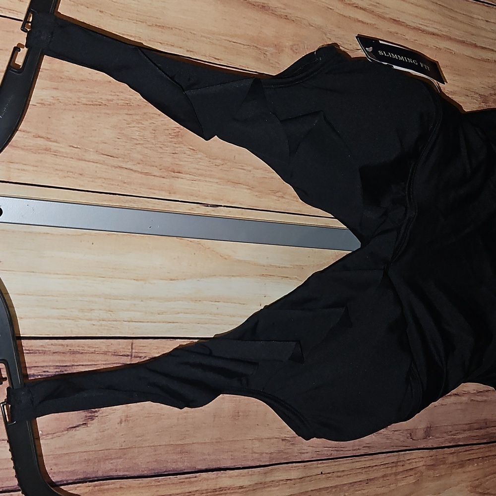 Chaps Swimsuit. NWT - Picture 4 of 6